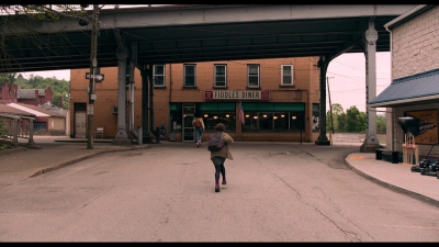 I_Am_Not_Okay_With_This_S01E01_mkv0243.jpg