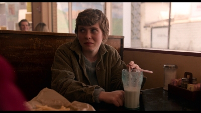 I_Am_Not_Okay_With_This_S01E01_mkv0366.jpg