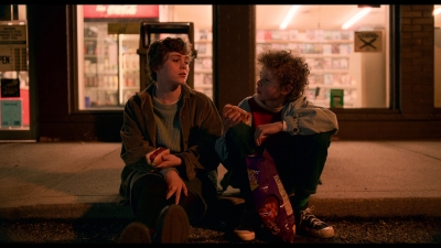I_Am_Not_Okay_With_This_S01E01_mkv0789.jpg