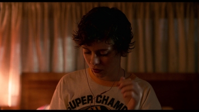 I_Am_Not_Okay_With_This_S01E01_mkv0870.jpg