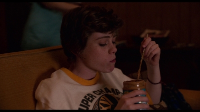 I_Am_Not_Okay_With_This_S01E01_mkv0925.jpg