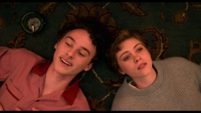 I_Am_Not_Okay_With_This_S01E02_mkv1999.jpg