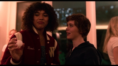 I_Am_Not_Okay_With_This_S01E03_mkv3064.jpg