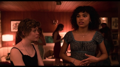 I_Am_Not_Okay_With_This_S01E03_mkv3320.jpg
