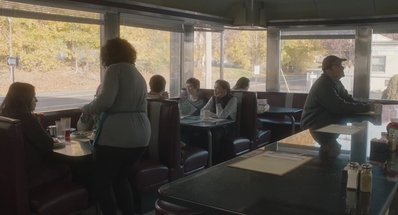 The_Adults_mkv0847.jpg