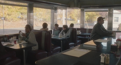 The_Adults_mkv0856.jpg