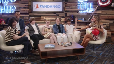 2017-07-20_-_2017_Comic_Con_01_mp40391.jpg