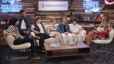 2017-07-20_-_2017_Comic_Con_01_mp40427.jpg