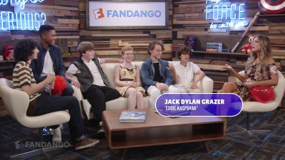 2017-07-20_-_2017_Comic_Con_01_mp40604.jpg