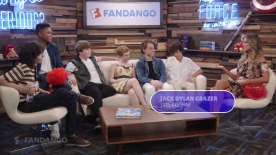 2017-07-20_-_2017_Comic_Con_01_mp40607.jpg