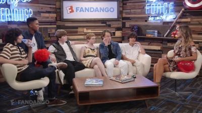 2017-07-20_-_2017_Comic_Con_01_mp40613.jpg