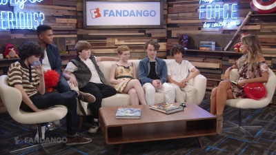 2017-07-20_-_2017_Comic_Con_01_mp40692.jpg