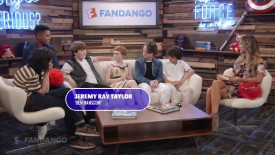 2017-07-20_-_2017_Comic_Con_01_mp40772.jpg