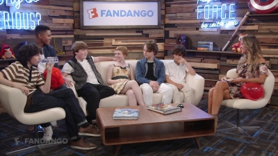 2017-07-20_-_2017_Comic_Con_01_mp40785.jpg