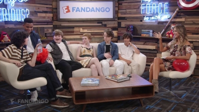 2017-07-20_-_2017_Comic_Con_01_mp40791.jpg
