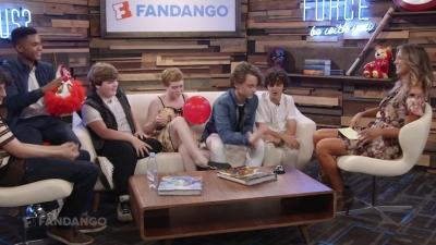 2017-07-20_-_2017_Comic_Con_01_mp41115.jpg