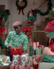 2017-11-29_-_Sia_-_Santas_Coming_for_Us_mp40082.jpg