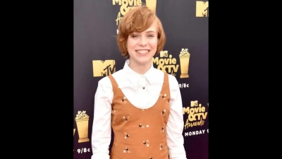 2018-06-16_-_2018_MTV_Movie_and_TV_Awards_01_mp47570.jpg