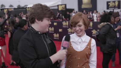2018-06-16_-_2018_MTV_Movie_and_TV_Awards_02_mp47657.jpg