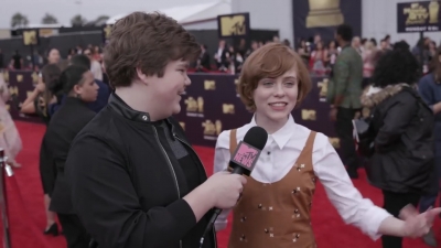 2018-06-16_-_2018_MTV_Movie_and_TV_Awards_02_mp47661.jpg