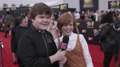 2018-06-16_-_2018_MTV_Movie_and_TV_Awards_02_mp47665.jpg