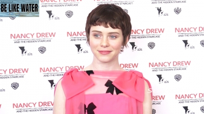 2019-03-10_-_World_Premiere_Of_Nancy_Drew_And_The_Hidden_Staircase_04_mp40527.jpg