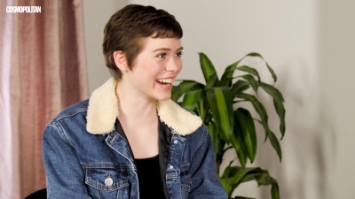 2019-03-15_-_Cosmopolitan_USA_Interview_mp40072.jpg