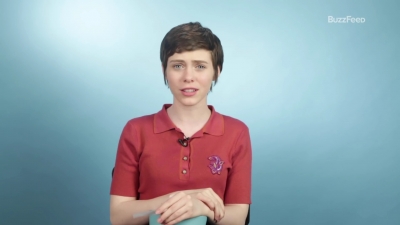 2019-03-26_-_Buzzfeed_-_Sophia_Lillis_First_Talks_About_Her_First_Times_mp40832.jpg