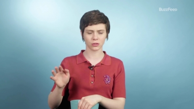 2019-03-26_-_Buzzfeed_-_Sophia_Lillis_First_Talks_About_Her_First_Times_mp40886.jpg