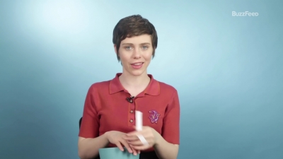 2019-03-26_-_Buzzfeed_-_Sophia_Lillis_First_Talks_About_Her_First_Times_mp40944.jpg
