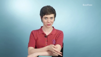 2019-03-26_-_Buzzfeed_-_Sophia_Lillis_First_Talks_About_Her_First_Times_mp40983.jpg