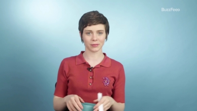 2019-03-26_-_Buzzfeed_-_Sophia_Lillis_First_Talks_About_Her_First_Times_mp41008.jpg
