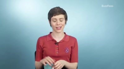 2019-03-26_-_Buzzfeed_-_Sophia_Lillis_First_Talks_About_Her_First_Times_mp41018.jpg