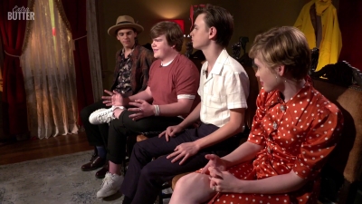 2019-08-28_-_Extra_Butter_It_Chapter_Two_Cast_Interview_mp41188.jpg