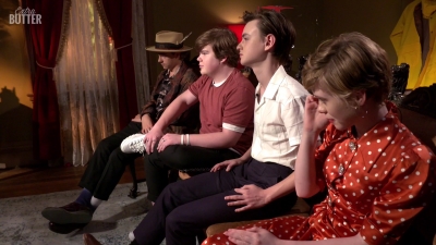 2019-08-28_-_Extra_Butter_It_Chapter_Two_Cast_Interview_mp41279.jpg