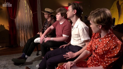 2019-08-28_-_Extra_Butter_It_Chapter_Two_Cast_Interview_mp41280.jpg
