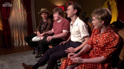 2019-08-28_-_Extra_Butter_It_Chapter_Two_Cast_Interview_mp41303.jpg
