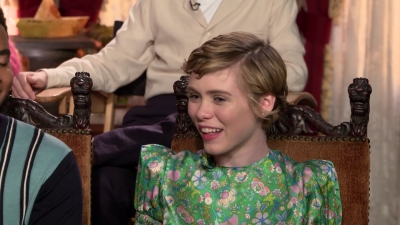 2019-08-28_-_Rosa_Gamazo_It_Chapter_Two_Cast_Interview_mp41569.jpg