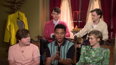 2019-08-28_-_Rosa_Gamazo_It_Chapter_Two_Cast_Interview_mp41722.jpg