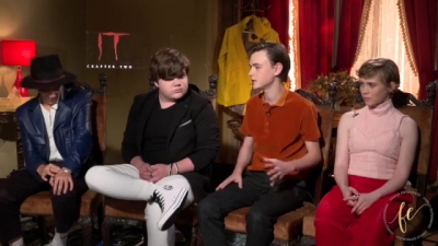 2019-09-04_-__Family_Entourage_It_Chapter_Two_Cast_Interview_mp43332.jpg