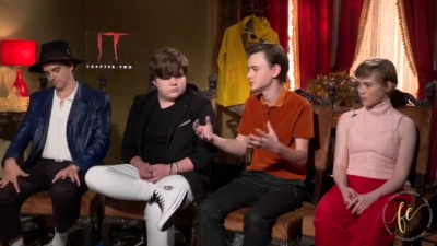 2019-09-04_-__Family_Entourage_It_Chapter_Two_Cast_Interview_mp43348.jpg
