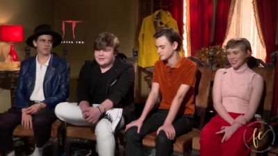 2019-09-04_-__Family_Entourage_It_Chapter_Two_Cast_Interview_mp43355.jpg