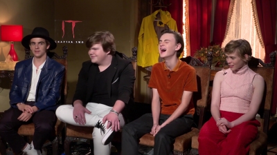 2019-09-05_-_FilmIsNow_It_Chapter_Two_Cast_Interview_mp43665.jpg