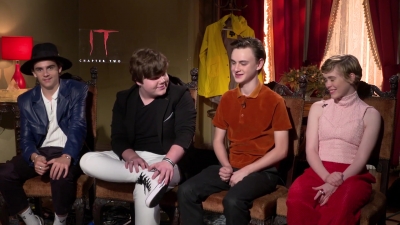 2019-09-05_-_FilmIsNow_It_Chapter_Two_Cast_Interview_mp43716.jpg