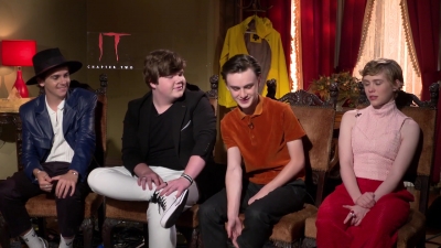2019-09-05_-_FilmIsNow_It_Chapter_Two_Cast_Interview_mp43721.jpg
