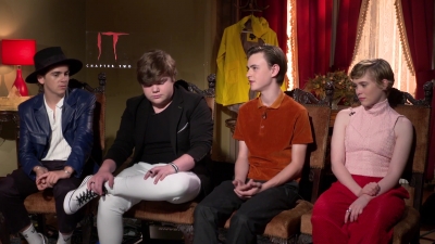 2019-09-05_-_FilmIsNow_It_Chapter_Two_Cast_Interview_mp43816.jpg