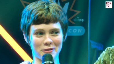 2019-10-25_-_MCM_Comic_Con_-_Red_Carpet_News_TV_Interview_mp45327.jpg
