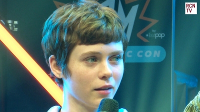 2019-10-25_-_MCM_Comic_Con_-_Red_Carpet_News_TV_Interview_mp45346.jpg