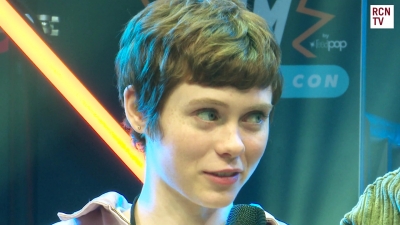 2019-10-25_-_MCM_Comic_Con_-_Red_Carpet_News_TV_Interview_mp45455.jpg