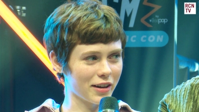 2019-10-25_-_MCM_Comic_Con_-_Red_Carpet_News_TV_Interview_mp45691.jpg